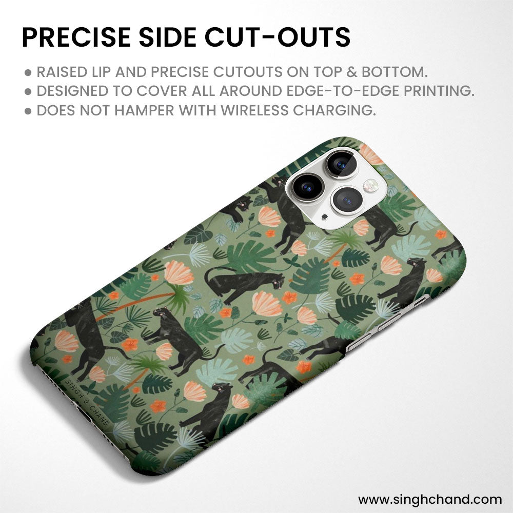 BLACK PANTHER IN THE JUNGLE iPhone XS Max Phone Case